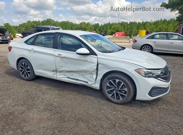 3VW5M7BU0RM058667 2024 VOLKSWAGEN JETTA Белый Передняя правая четверть