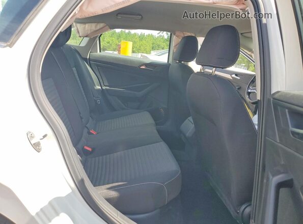 3VW5M7BU0RM058667 2024 VOLKSWAGEN JETTA Белый Вид задних сидений