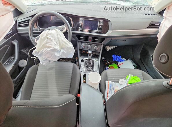 3VW5M7BU2RM092612 2024 VOLKSWAGEN JETTA Черный Вид панели приборов