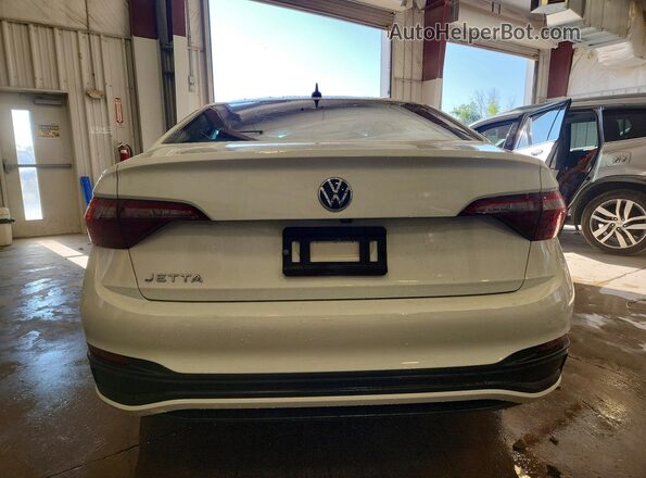 3VW5M7BU4PM051038 2023 VOLKSWAGEN JETTA White Հետևի տեսք