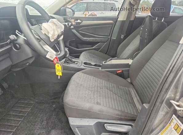 3VW5M7BU4RM084074 2024 VOLKSWAGEN JETTA Gray Front interior view