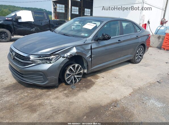 3VW5M7BU5RM092247 2024 VOLKSWAGEN JETTA Gray Widok z przodu