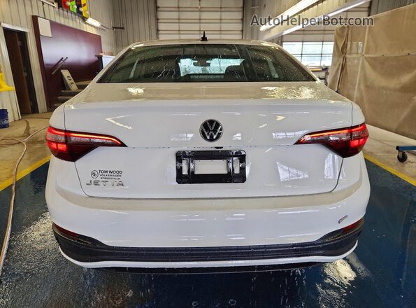 3VW5M7BU9RM019723 2024 VOLKSWAGEN JETTA White Widok z tyłu