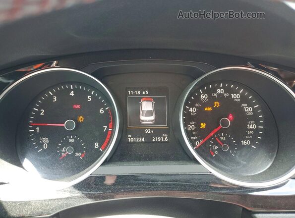 3VW5T7AJ5HM280596 2017 VOLKSWAGEN JETTA Белый Вид щитка приборов