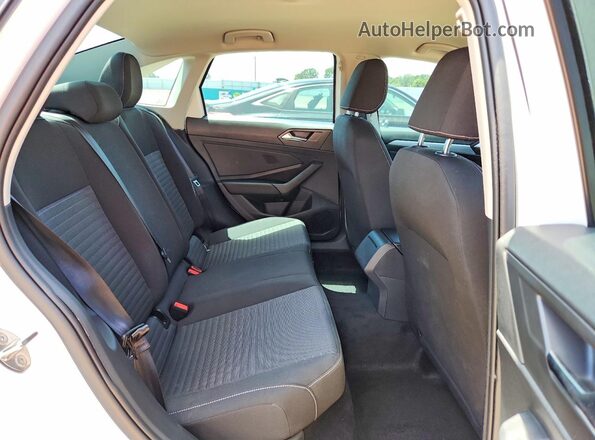 3VW5W7BU1TM019314 2026 VOLKSWAGEN JETTA White Rear seats view