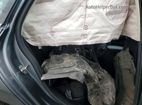 3VW5X7BU0SM028047 2025 VOLKSWAGEN JETTA Gray Vista de los asientos traseros
