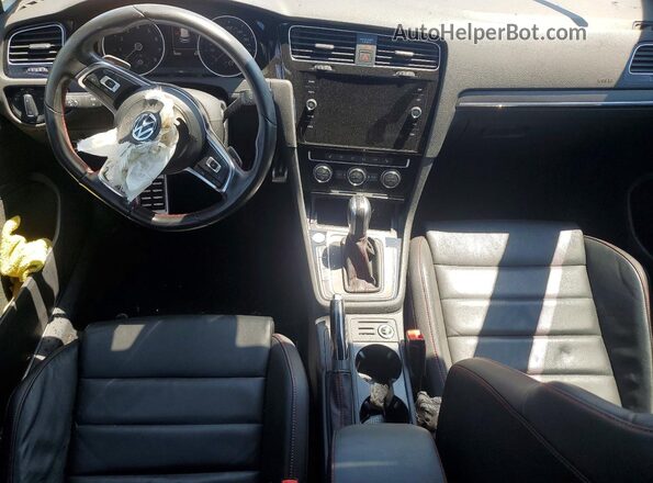 3VW6T7AU5MM012298 2021 VOLKSWAGEN GTI Blue Vista del salpicadero