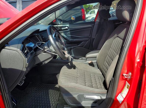 3VW6T7BU2KM228430 2019 VOLKSWAGEN JETTA Red Front interior view