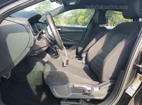 3VW6T7BU2LM021053 2020 VOLKSWAGEN JETTA Black Вид салону спереду