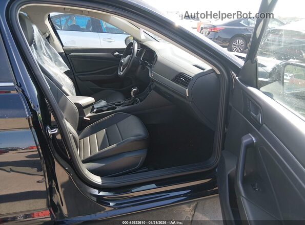 3VW7M7BU1RM059917 2024 VOLKSWAGEN JETTA Black Front interior view