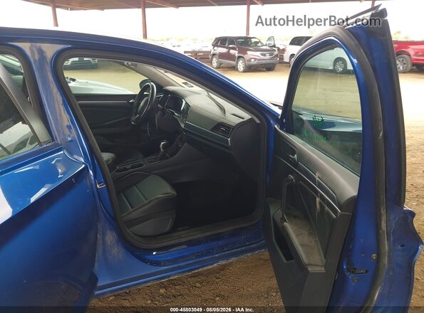 3VW7M7BU2NM021672 2022 VOLKSWAGEN JETTA Blue Widok wnętrza z przodu