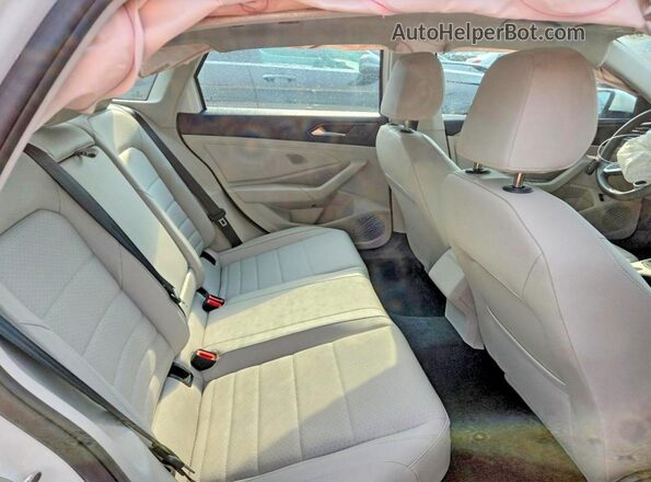 3VW7M7BU3RM054248 2024 VOLKSWAGEN JETTA White Вид задніх сидінь