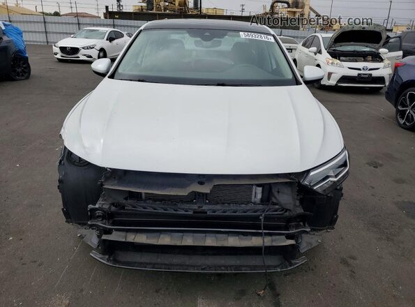 3VW7M7BU7PM052337 2023 VOLKSWAGEN JETTA White Widok z przodu