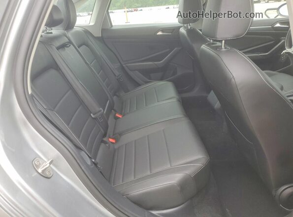 3VW7M7BU8PM009934 2023 VOLKSWAGEN JETTA Silver Widok tylnych siedzeń