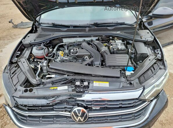 3VW7M7BU8RM070946 2024 VOLKSWAGEN JETTA Черный Вид задней части салона