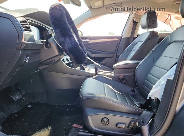 3VW7M7BU9RM024106 2024 VOLKSWAGEN JETTA Gray Front interior view