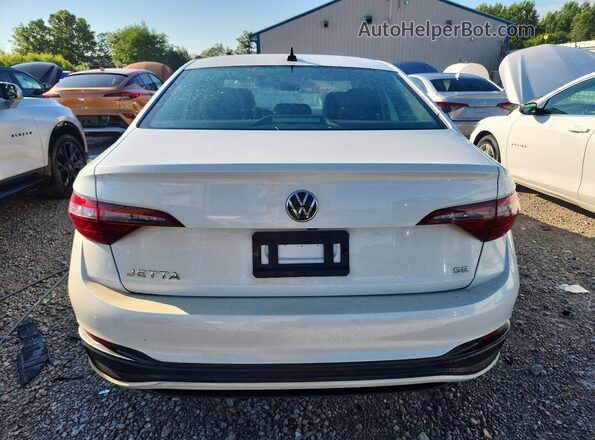3VW7M7BUXRM004320 2024 VOLKSWAGEN JETTA White Widok z tyłu