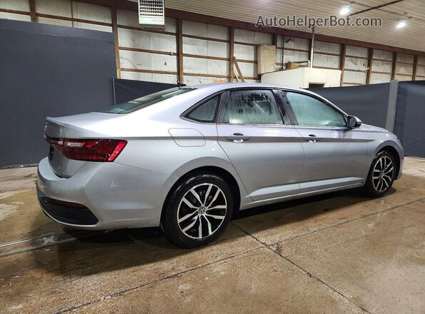 3VW7W7BU4TM042661 2026 VOLKSWAGEN JETTA Серебряный Задняя правая четверть