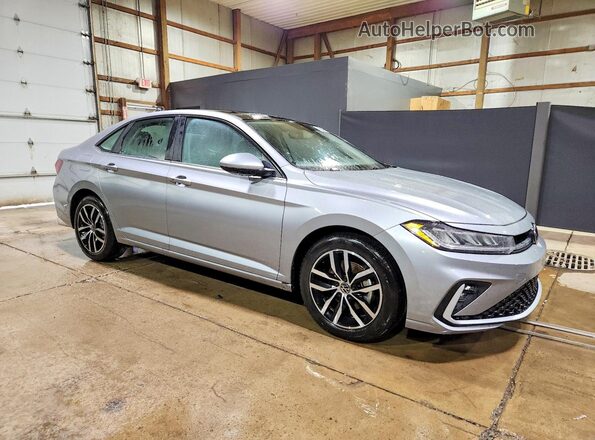 3VW7W7BU4TM042661 2026 VOLKSWAGEN JETTA Серебряный Передняя правая четверть