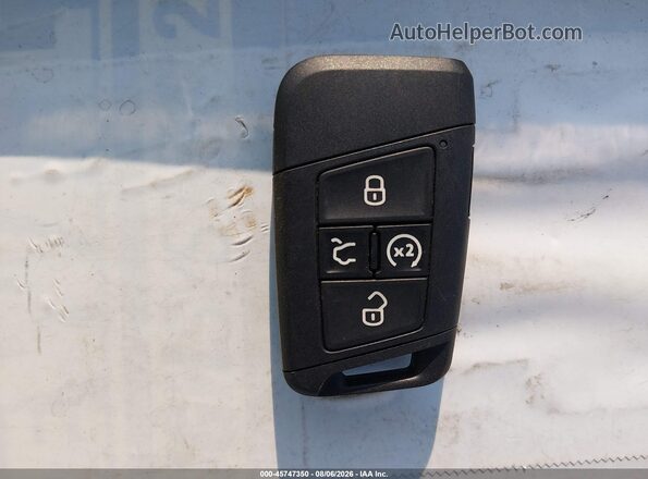 3VW7W7BU8TM001563 2026 VOLKSWAGEN JETTA Gray Vista del salpicadero