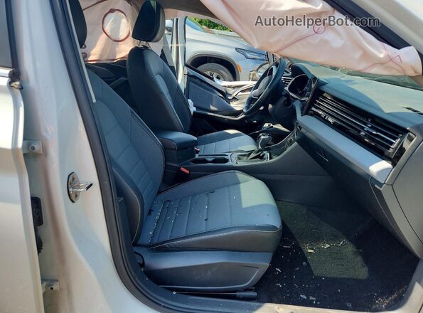 3VW7X7BU1SM047196 2025 VOLKSWAGEN JETTA White Вид салону спереду
