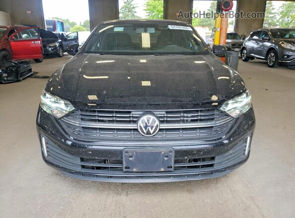 3VWAM7BU5NM027004 2022 VOLKSWAGEN JETTA Черный Вид спереди