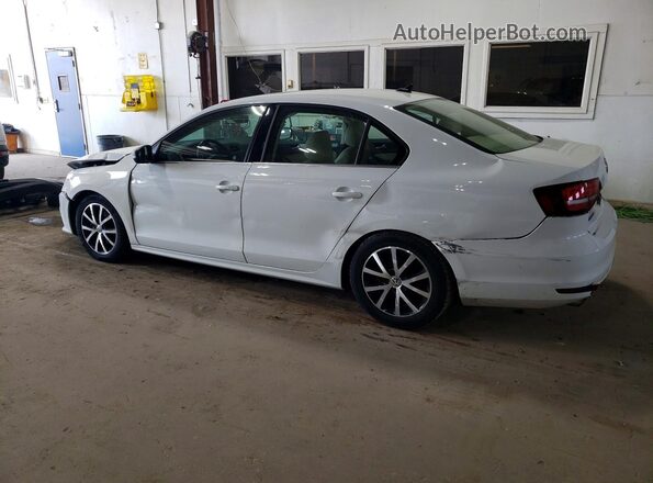 3VWB67AJ1HM338102 2017 VOLKSWAGEN JETTA White Tył lewy