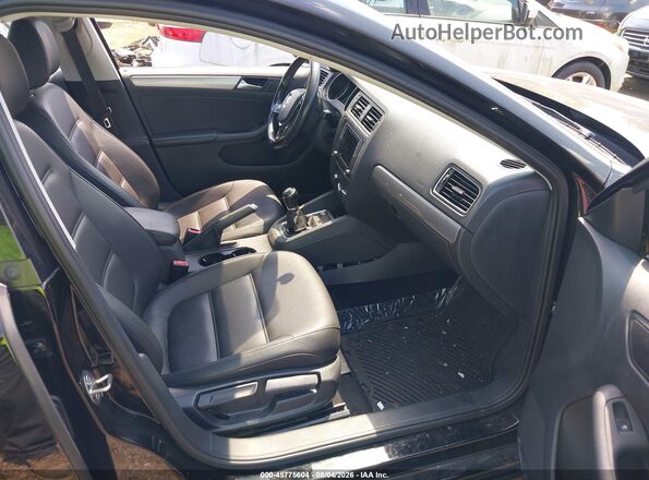 3VWB67AJ9HM405965 2017 VOLKSWAGEN JETTA Black Սալոնի դիմացի տեսք