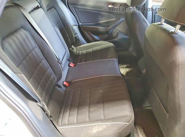 3VWBM7BU3RM083548 2024 VOLKSWAGEN JETTA White Widok tylnych siedzeń