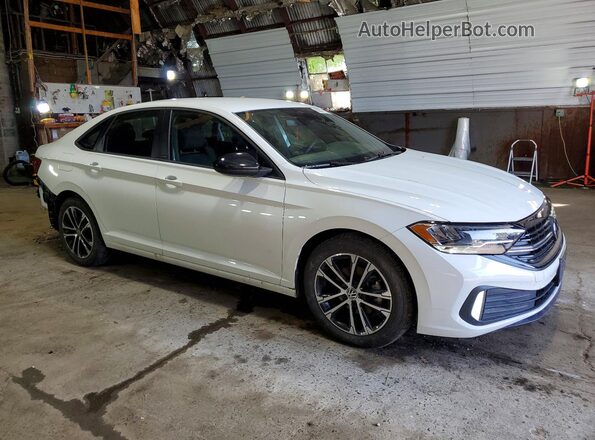 3VWBM7BU3RM083548 2024 VOLKSWAGEN JETTA White Przód prawy