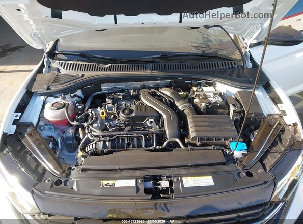 3VWBM7BU9RM044284 2024 VOLKSWAGEN JETTA White Widok z tyłu