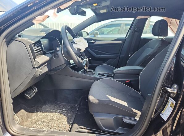 3VWBX7BU3SM070196 2025 VOLKSWAGEN JETTA Black Widok wnętrza z przodu