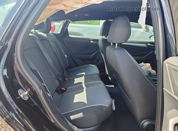 3VWBX7BU3SM070196 2025 VOLKSWAGEN JETTA Black Widok tylnych siedzeń