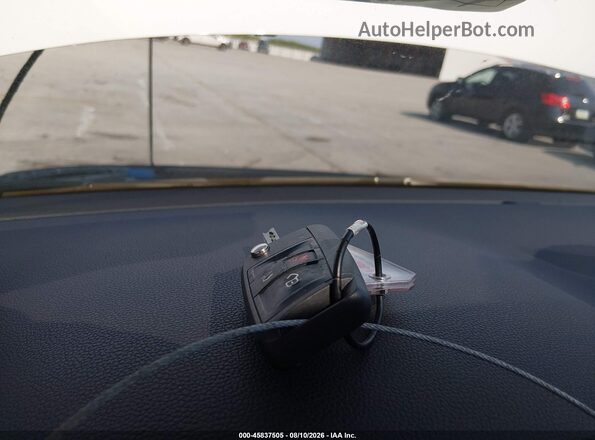 3VWBX7BU4SM069171 2025 VOLKSWAGEN JETTA Белый Вид панели приборов