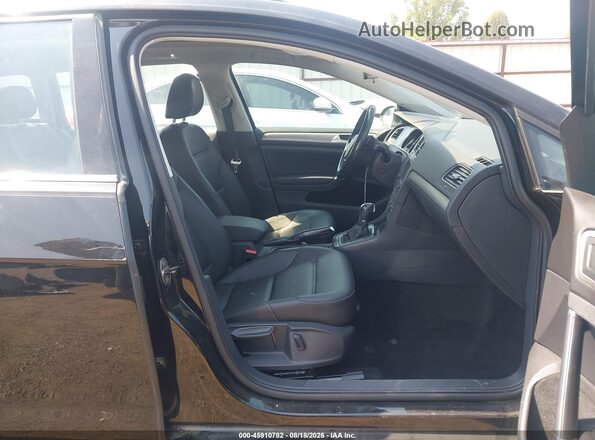 3VWC17AU8HM501339 2017 VOLKSWAGEN GOLF Black Widok wnętrza z przodu