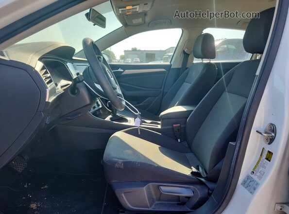 3VWC57BU0KM046738 2019 VOLKSWAGEN JETTA White Սալոնի դիմացի տեսք