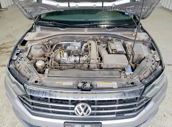 3VWC57BU0LM088912 2020 VOLKSWAGEN JETTA Silver Rear interior view