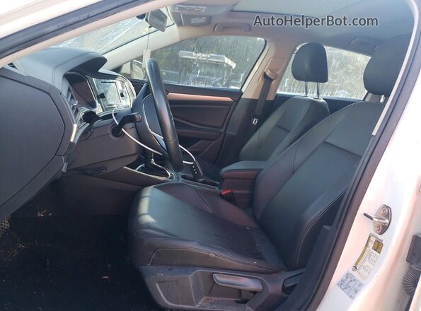 3VWC57BU1LM095139 2020 VOLKSWAGEN JETTA Белый Вид салона спереди