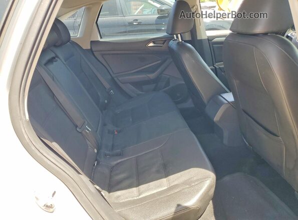 3VWC57BU2KM074220 2019 VOLKSWAGEN JETTA Silver უკანა სალონის ხედი