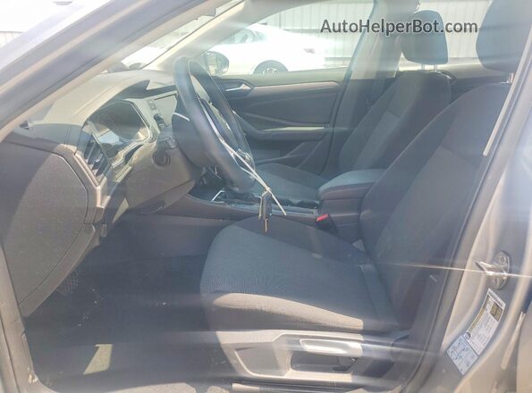 3VWC57BU2KM248688 2019 VOLKSWAGEN JETTA Silver Widok wnętrza z przodu