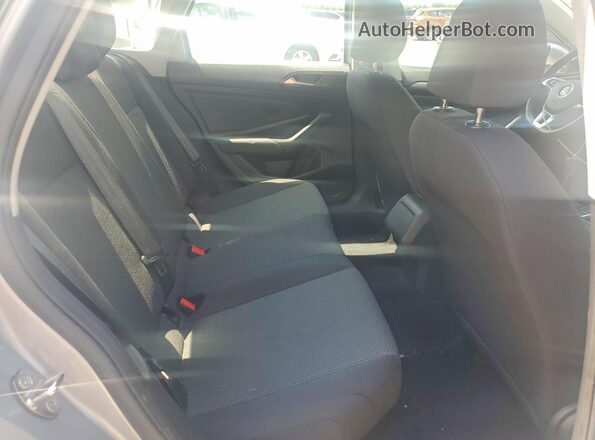 3VWC57BU2KM248688 2019 VOLKSWAGEN JETTA Silver Widok tylnych siedzeń