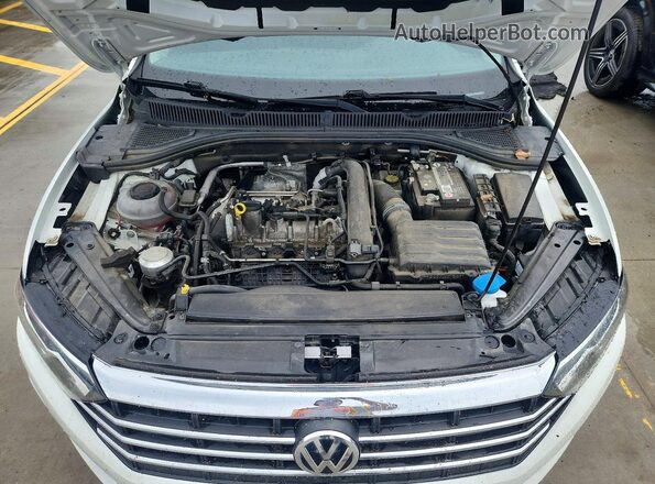 3VWC57BU2MM004008 2021 VOLKSWAGEN JETTA White Widok wnętrza z tyłu