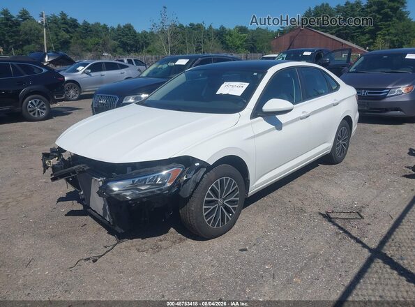 3VWC57BU3MM093295 2021 VOLKSWAGEN JETTA White Vista tres cuartos delantera izquierda