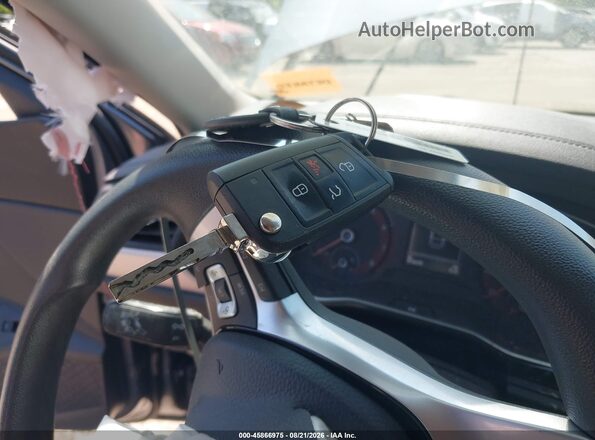 3VWC57BU4KM067222 2019 VOLKSWAGEN JETTA Gray Dashboard view