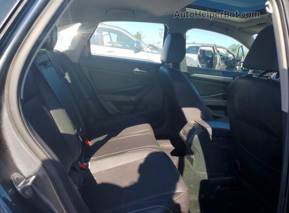 3VWC57BU4KM239295 2019 VOLKSWAGEN JETTA Gray Widok tylnych siedzeń