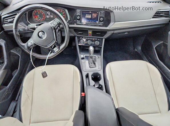 3VWC57BU4KM270630 2019 VOLKSWAGEN JETTA Gray Dashboard view