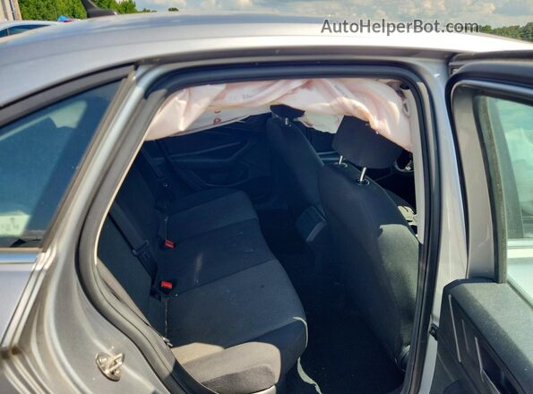 3VWC57BU4MM085755 2021 VOLKSWAGEN JETTA Silver Vista de los asientos traseros