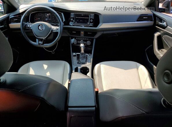 3VWC57BU5KM154689 2019 VOLKSWAGEN JETTA Серый Вид панели приборов