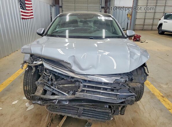 3VWC57BU5KM241475 2019 VOLKSWAGEN JETTA Silver Front view