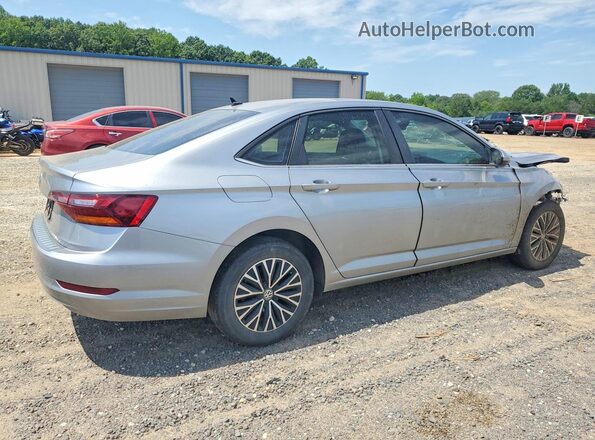 3VWC57BU5KM241475 2019 VOLKSWAGEN JETTA Silver Rear right